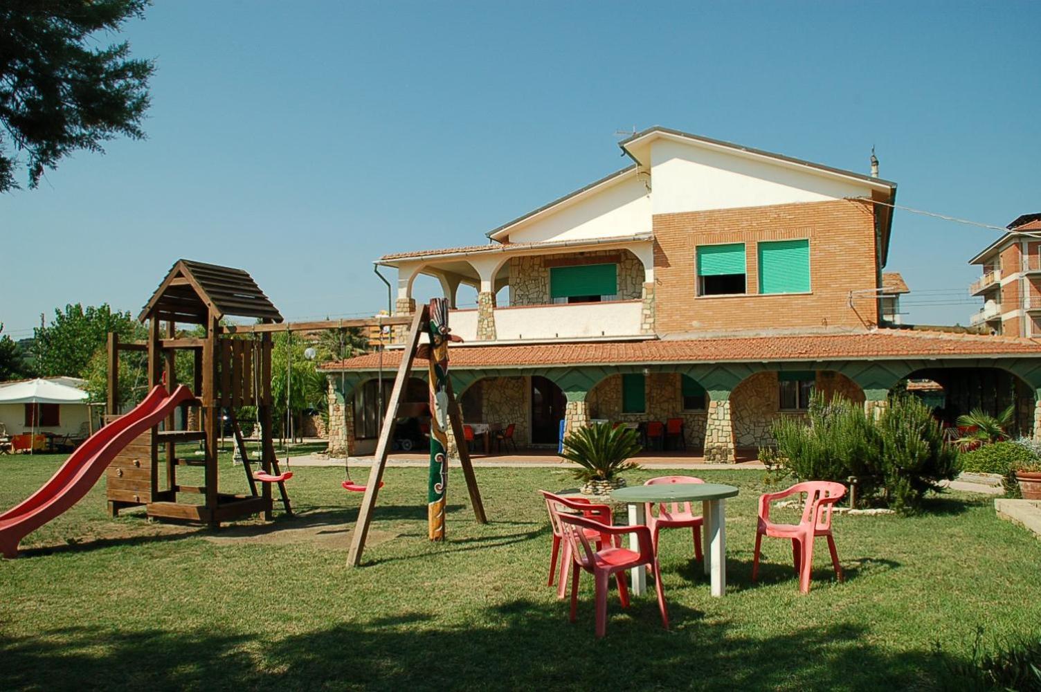 Villaggio Rossi 포르토 포텐자 피세나 외부 사진